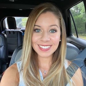 Meet your Posher, Samantha